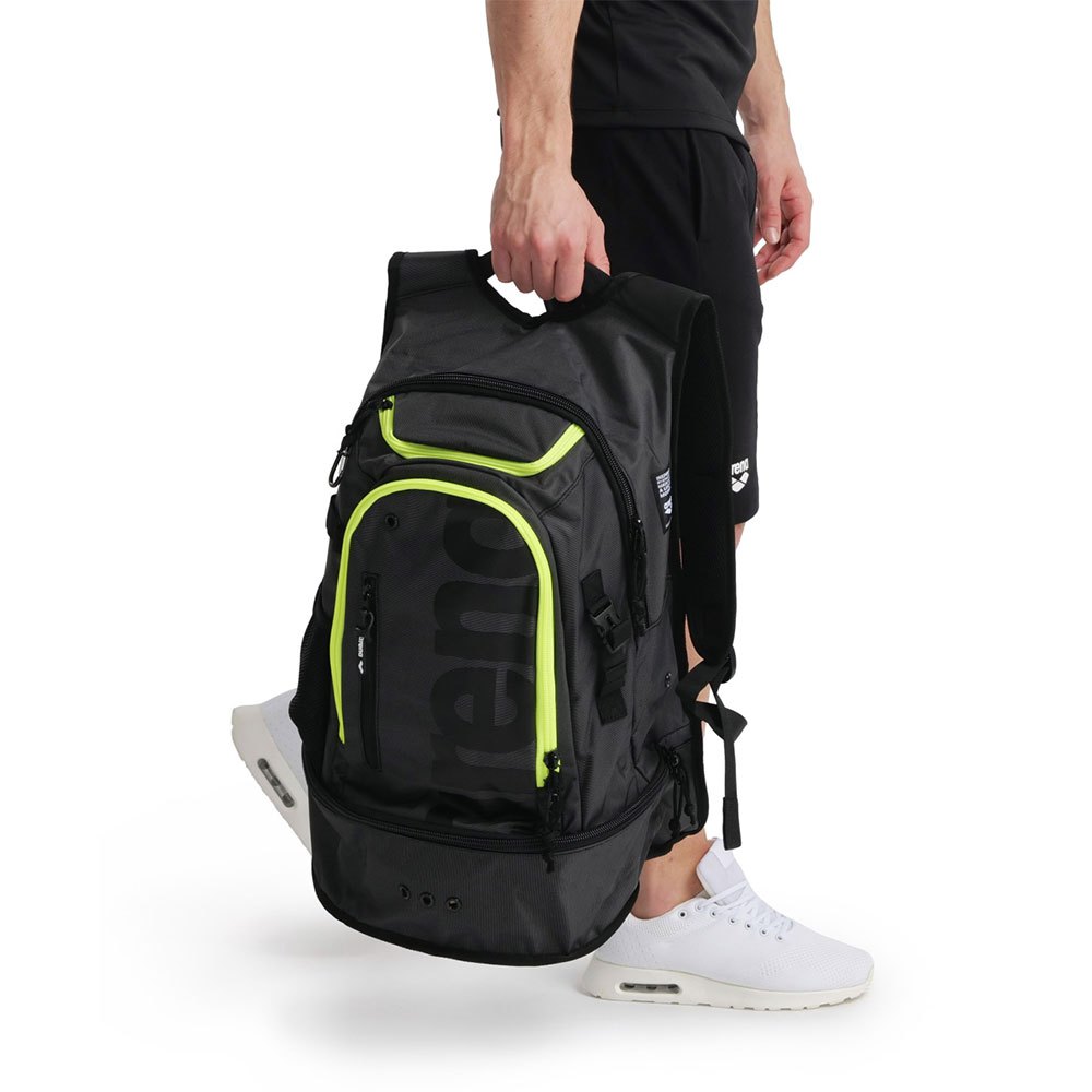 arena fastpack 3.0 40l backpack noir