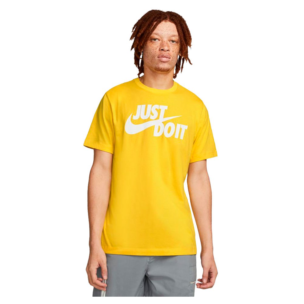 Nike Sportswear Just Do It Swoosh Short Sleeve T-shirt Gul XS / Regular Mand